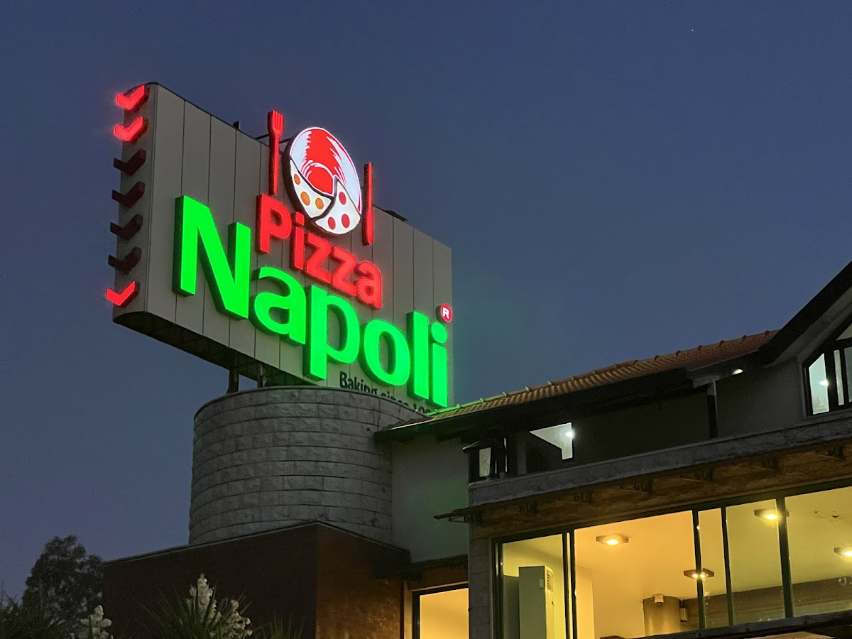 Pizza Napoli - Restaurant